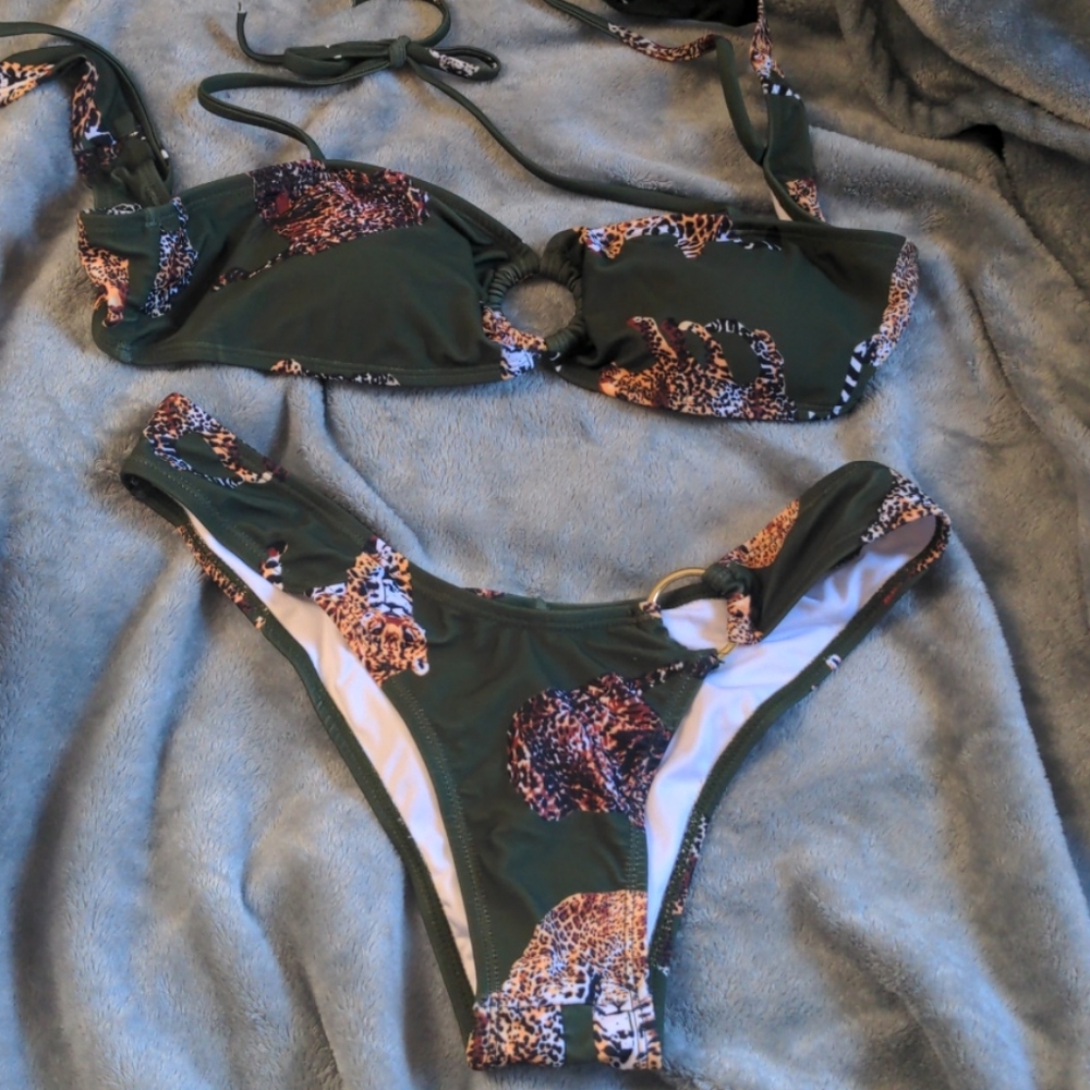 Green leopard bikini